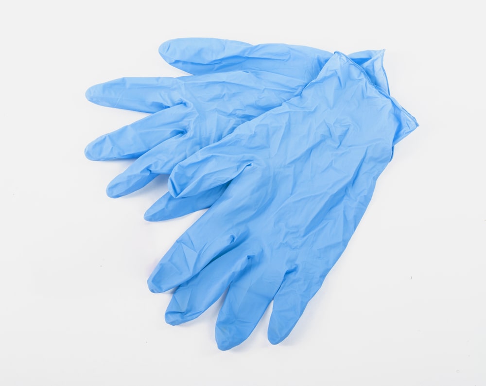 Disposable non-latex gloves